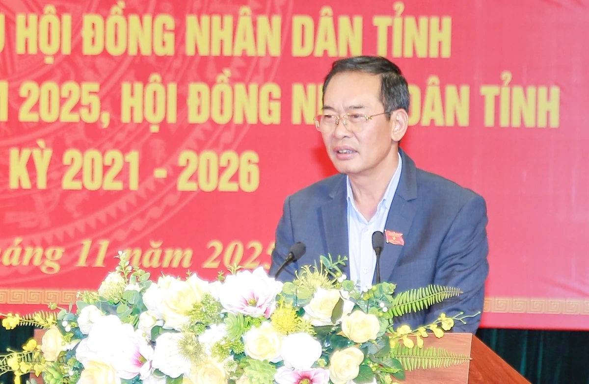 Phó Bí thư Tỉnh ủy, Chủ tịch Ủy ban MTTQ tỉnh Trịnh Tuấn Sinh tiếp xúc cử tri Sầm Sơn