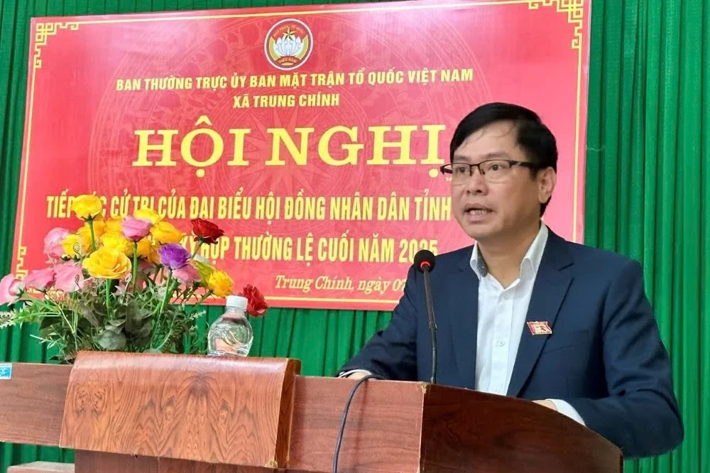 Cử tri xã Trung Chính kiến nghị nhiều nội dung liên quan lĩnh vực giáo dục, y tế