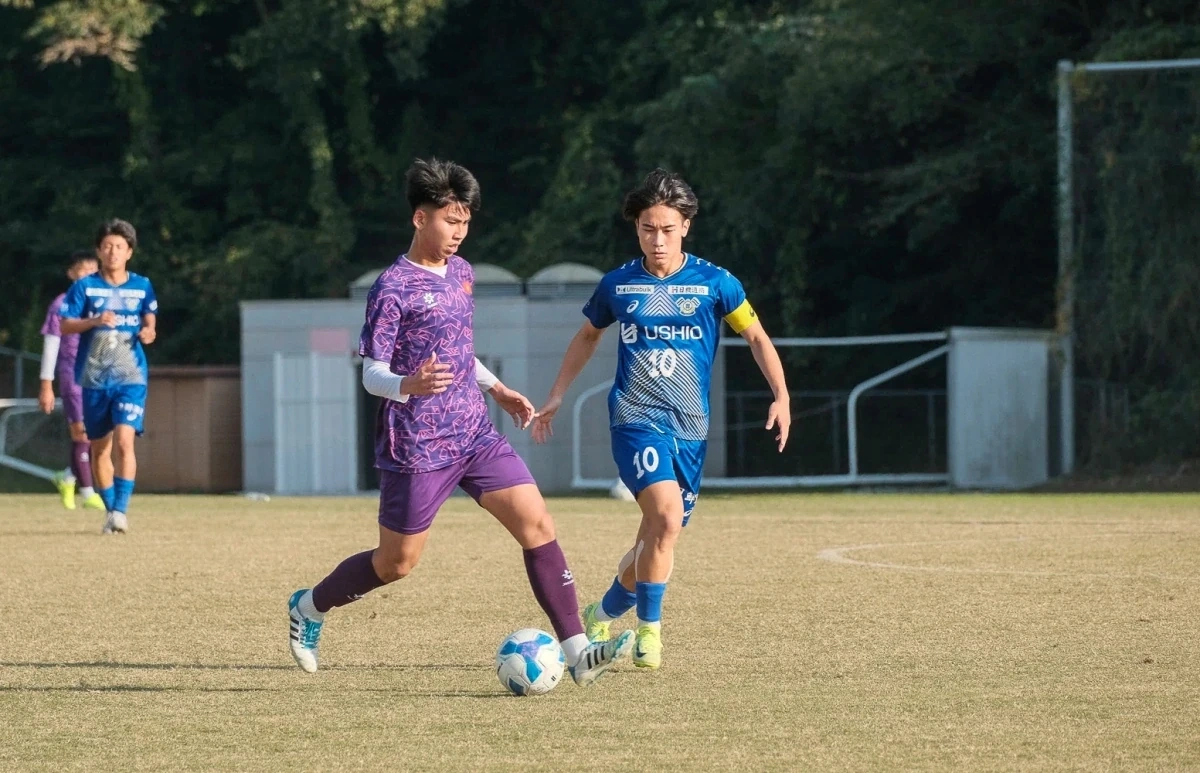 PVF-CAND thoát thua ngoạn mục; Chelsea thắng đậm, Arsenal và MU cùng mất điểm