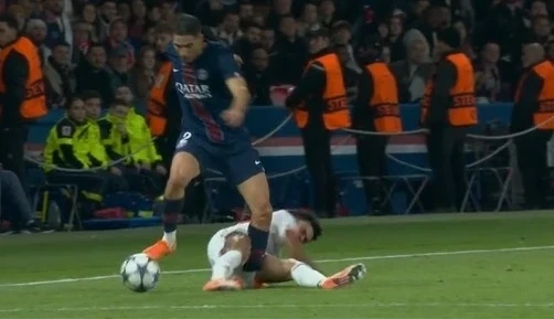 Liverpool hạ Real Madrid tại Anfield, FIFA bất ngờ “gọi tên” Công Phượng