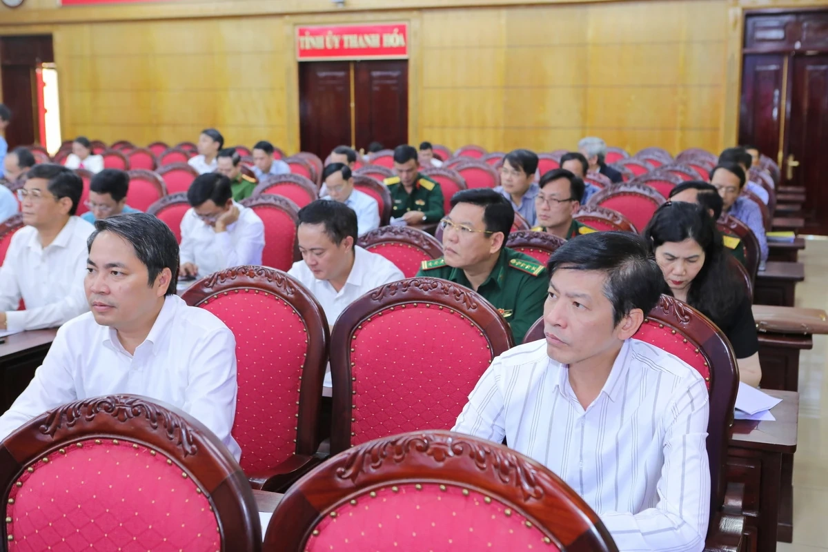 Lấy hiệu quả thực hiện nghị quyết làm thước đo uy tín của Đảng, niềm tin của Nhân dân và sức mạnh của cả hệ thống chính trị