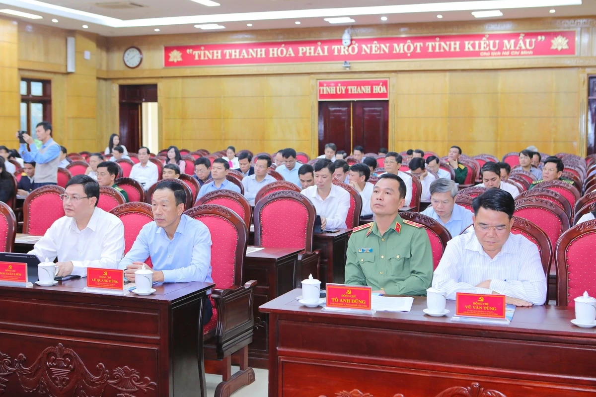 Lấy hiệu quả thực hiện nghị quyết làm thước đo uy tín của Đảng, niềm tin của Nhân dân và sức mạnh của cả hệ thống chính trị