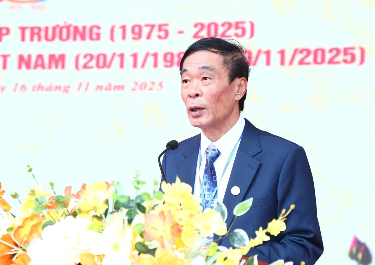 Phấn đấu xây dựng Trường THPT Hàm Rồng trong nhóm dẫn đầu cả nước về chất lượng giáo dục vào năm 2030