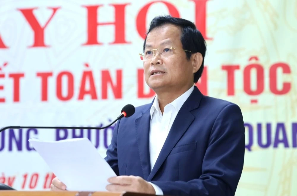 Phó Chủ tịch HĐND tỉnh Nguyễn Quang Hải dự Ngày hội Đại đoàn kết toàn dân tộc tại khu dân cư Văn Trung