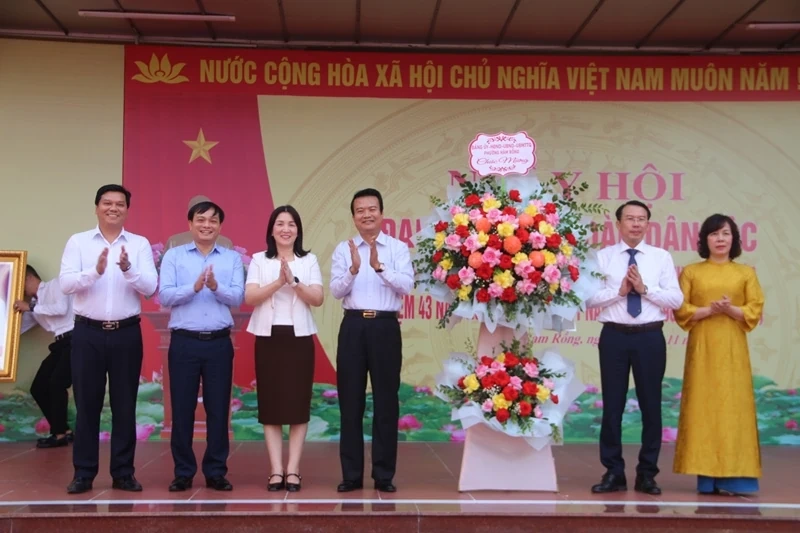 Trường THCS Đông Thọ tổ chức Ngày hội Đại đoàn kết toàn dân tộc và kỷ niệm ngày Nhà giáo Việt Nam