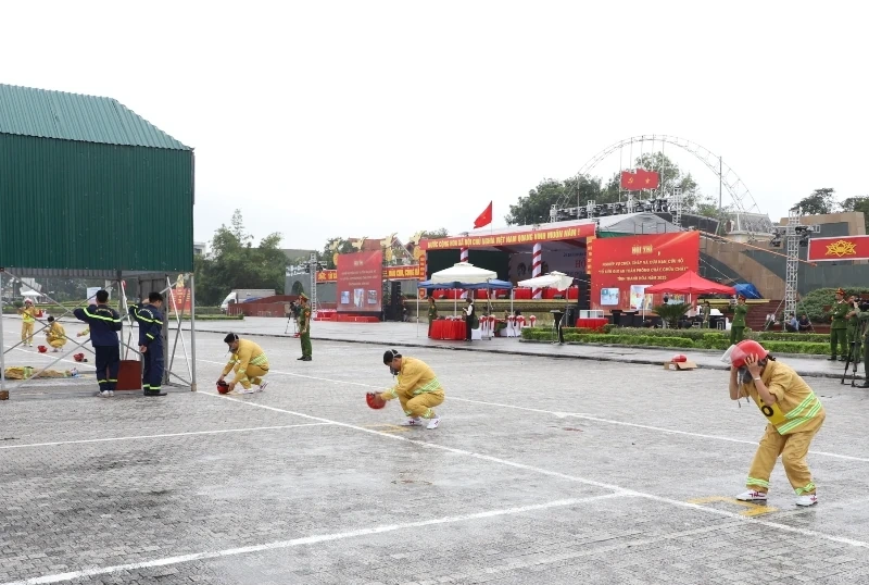 Tổng duyệt Hội thi nghiệp vụ CC&CNCH “Tổ liên gia an toàn phòng cháy, chữa cháy” năm 2025