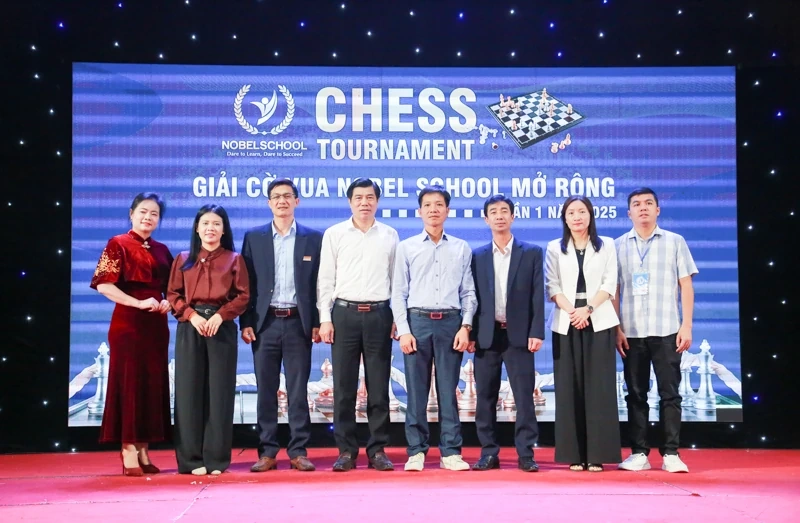 200 kỳ thủ nhí tranh tài sôi nổi tại Giải Cờ vua Nobel School mở rộng