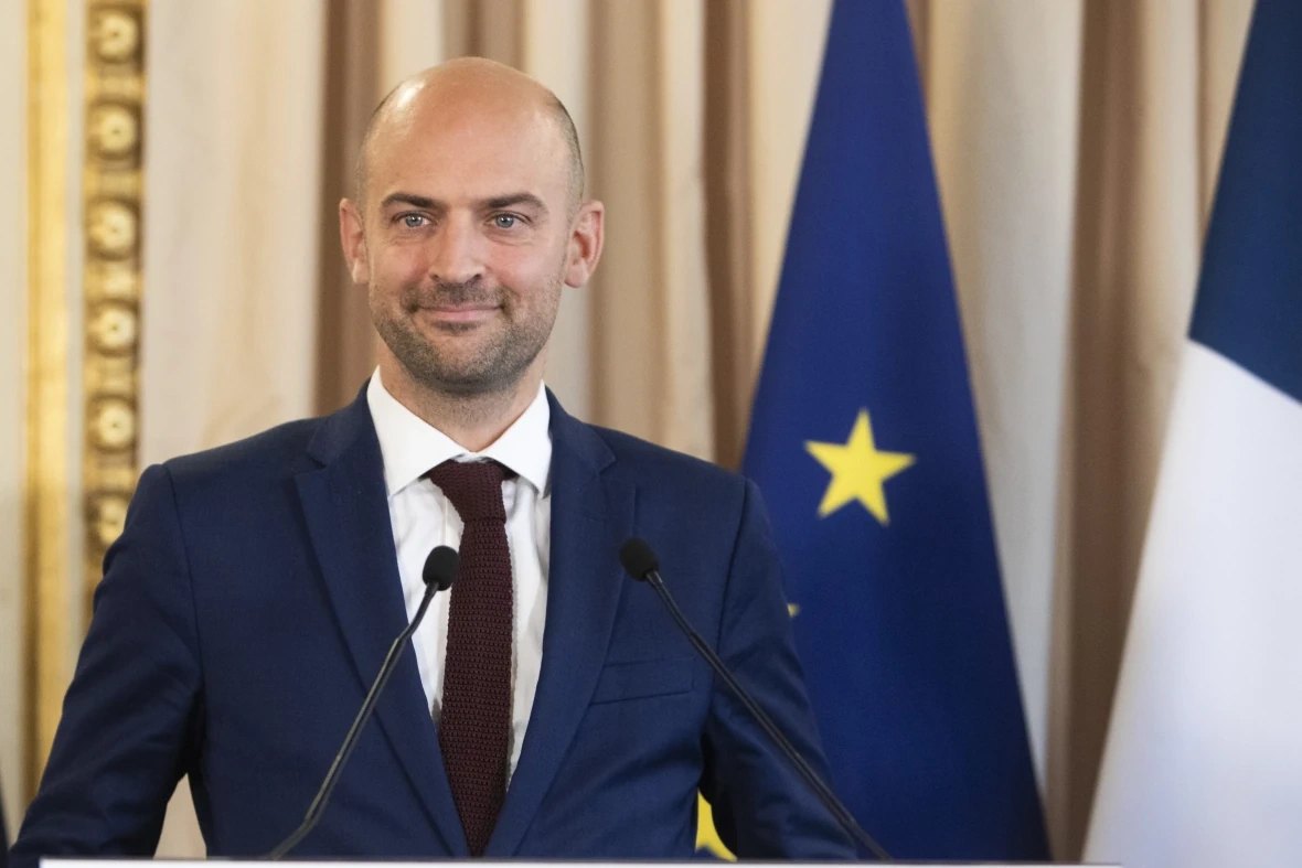 Pháp: Hoạt động quân sự của Mỹ ở Caribe vi phạm luật quốc tế