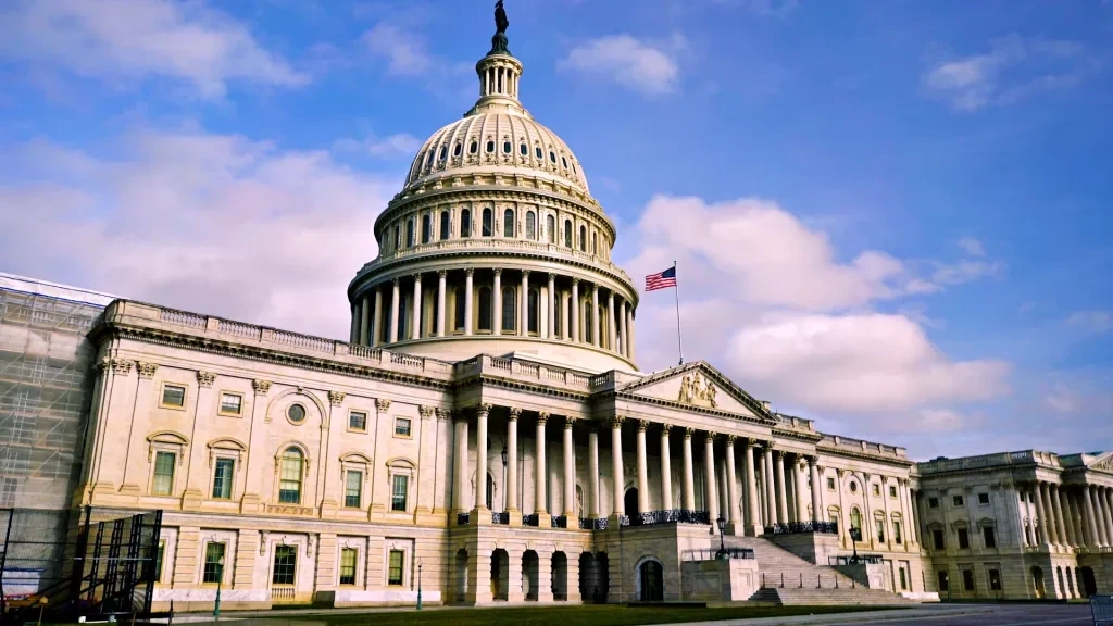 Thỏa thuận lưỡng đảng đột phá: Mỹ chuẩn bị chấm dứt đóng cửa chính phủ dài nhất lịch sử