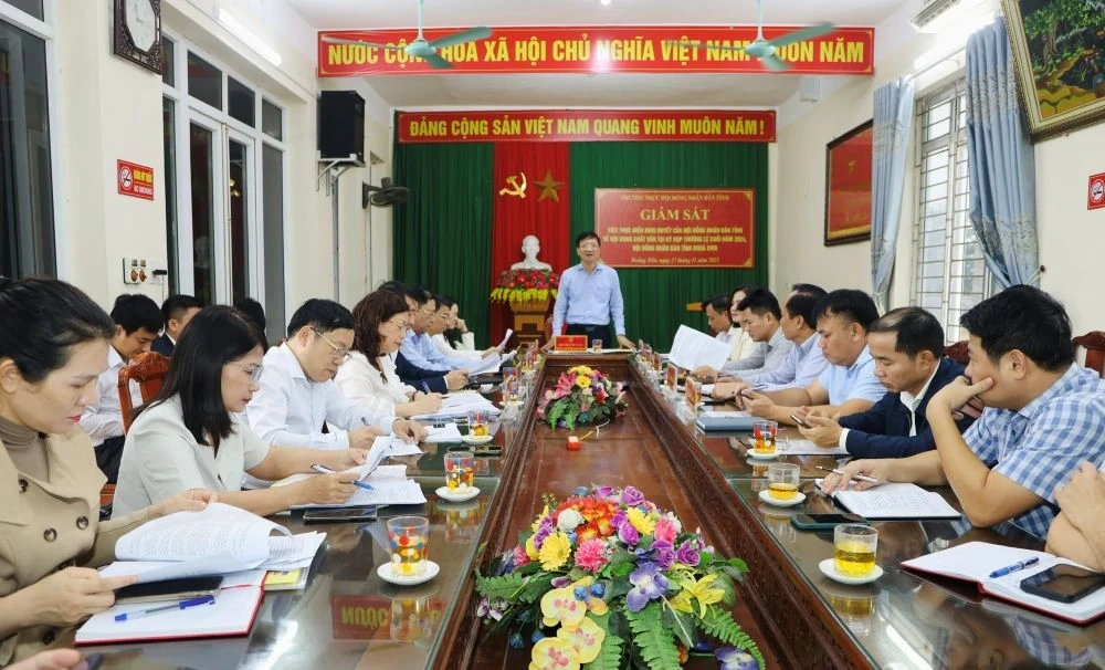 Ban Kinh tế Ngân sách – HĐND tỉnh giám sát thực hiện Nghị quyết về nội dung chất vấn của HĐND tỉnh tại xã Hoằng Tiến