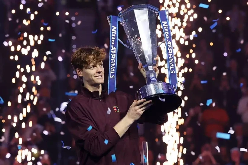 Jannik Sinner lần thứ hai liên tiếp giành chức vô địch ATP Finals