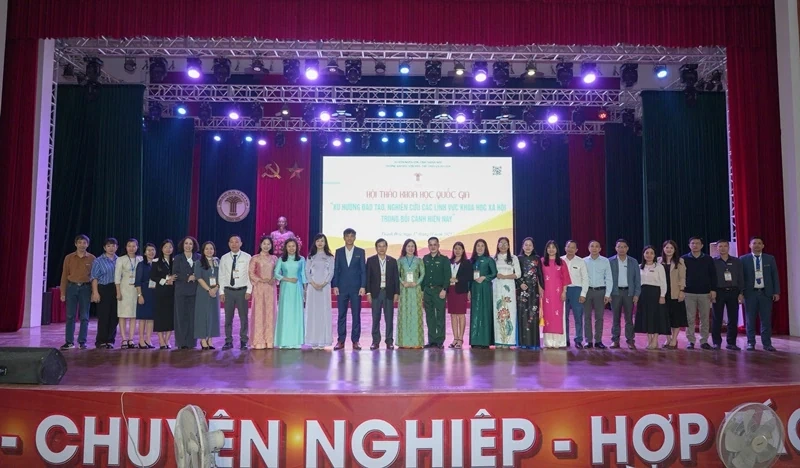 Hội thảo Khoa học quốc gia “Xu hướng đào tạo, nghiên cứu các lĩnh vực Khoa học xã hội trong bối cảnh hiện nay”