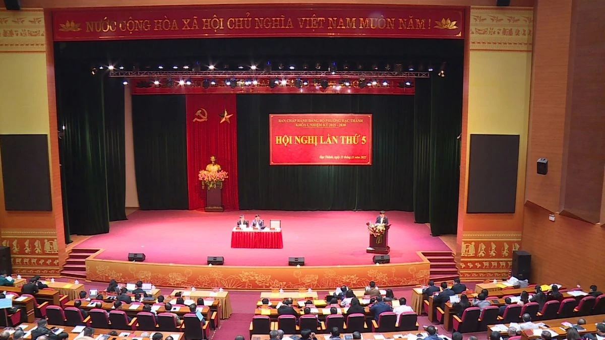 Ban Chấp hành Đảng bộ phường Hạc Thành thảo luận về giải pháp thực hiện nhiệm vụ năm 2026 và các năm tiếp theo