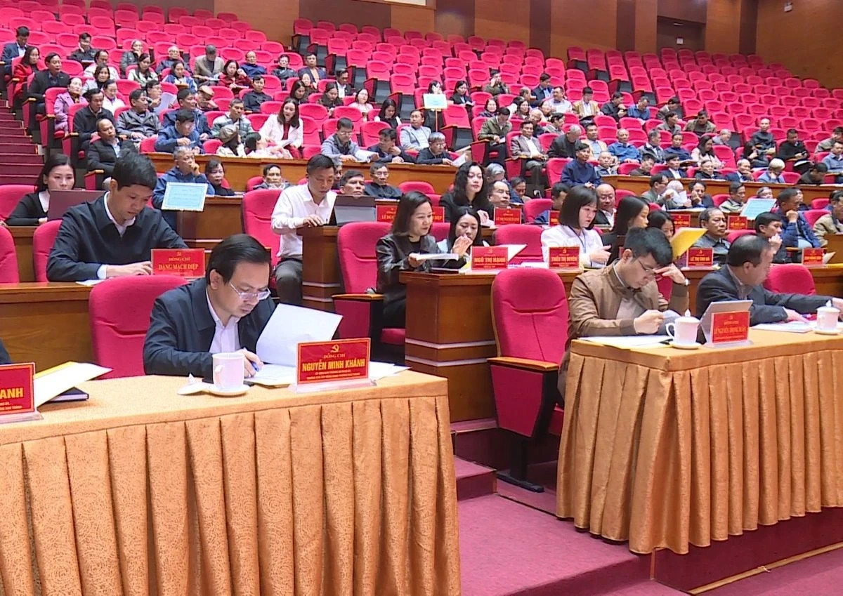 Ban Chấp hành Đảng bộ phường Hạc Thành thảo luận về giải pháp thực hiện nhiệm vụ năm 2026 và các năm tiếp theo