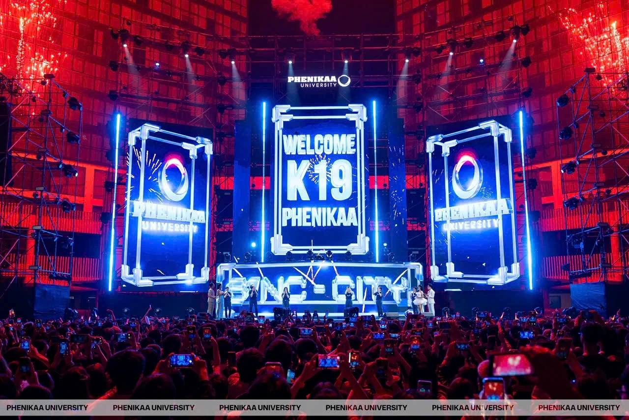 Đại học Phenikaa tổ chức Đại nhạc hội Sync City chào đón tân sinh viên K19
