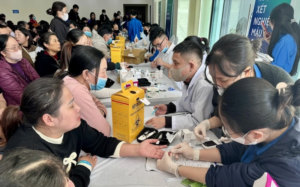 Hơn 1.000 người dân được khám sức khỏe tại Ngày hội “Sống khỏe mỗi ngày 2025”