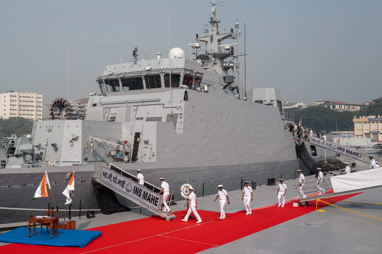 Ấn Độ hạ thủy tàu chiến chống ngầm nội địa đầu tiên INS Mahe