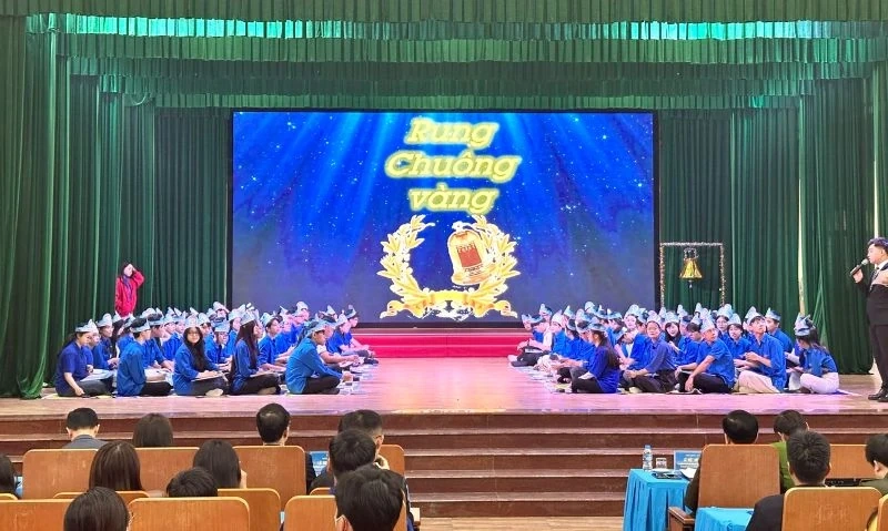 Rung chuông vàng “Tìm hiểu kiến thức pháp luật trong đoàn viên, thanh niên”