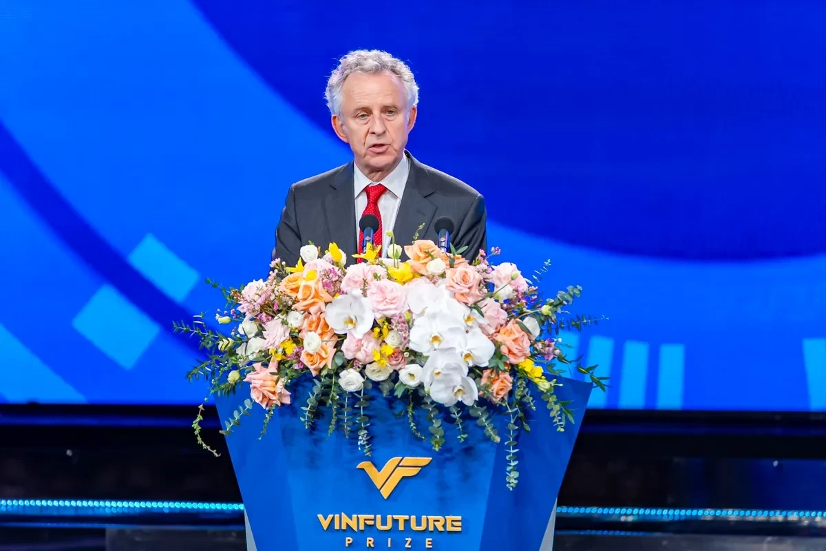 Giải thưởng Chính VinFuture 2025 vinh danh nghiên cứu vaccine HPV