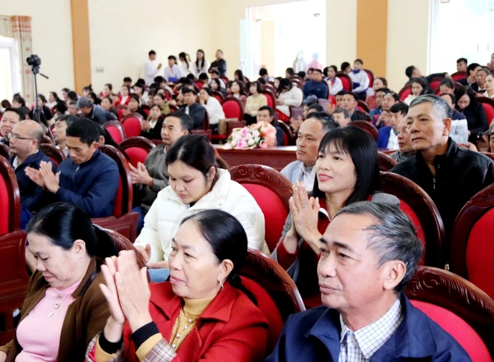 Chung kết Cuộc thi tìm hiểu Nghị quyết Đại hội Đảng bộ các cấp tại xã Quảng Ngọc