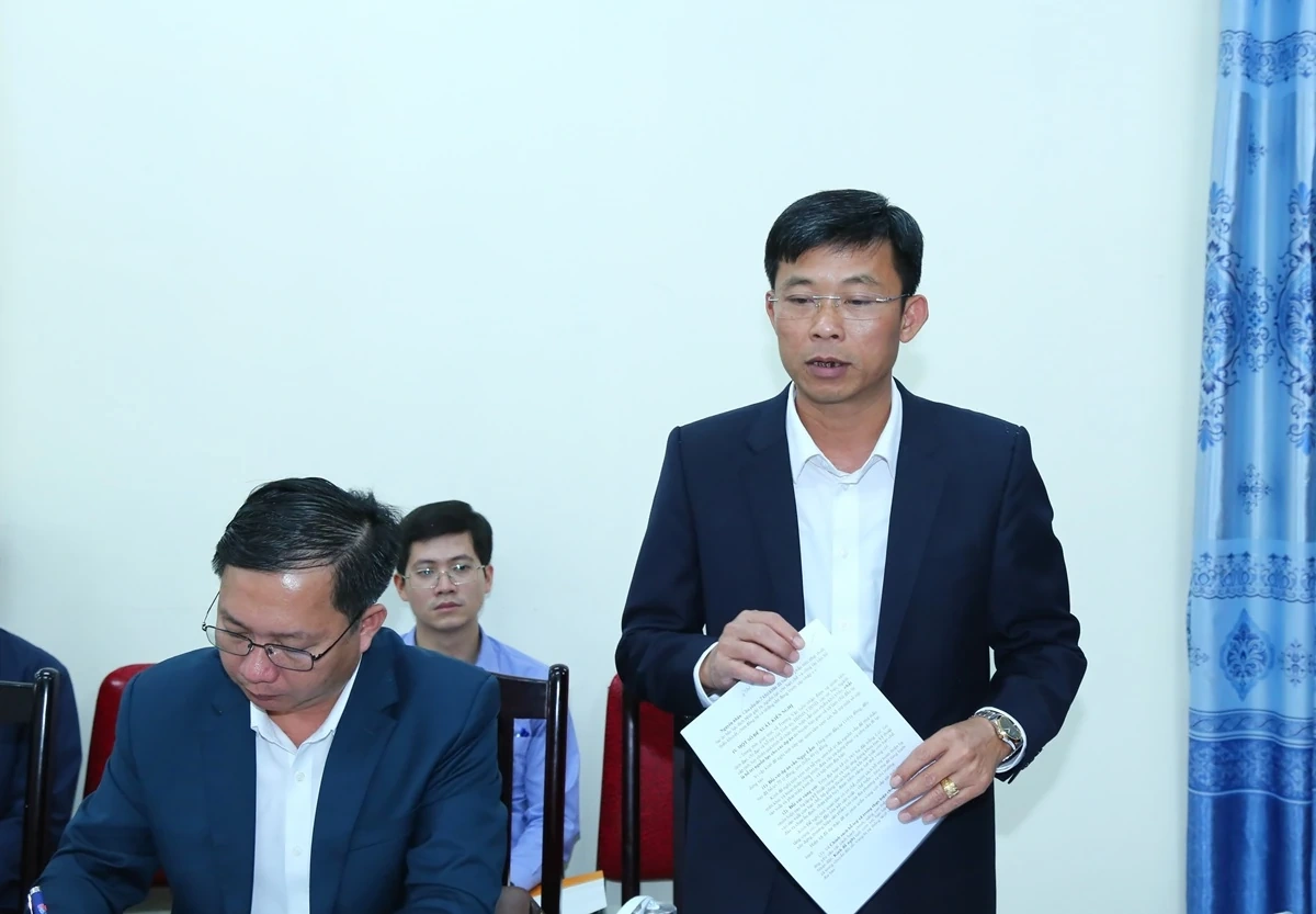 Phó Chủ tịch UBND tỉnh Lê Quang Hùng thăm, làm việc tại xã Trường Văn