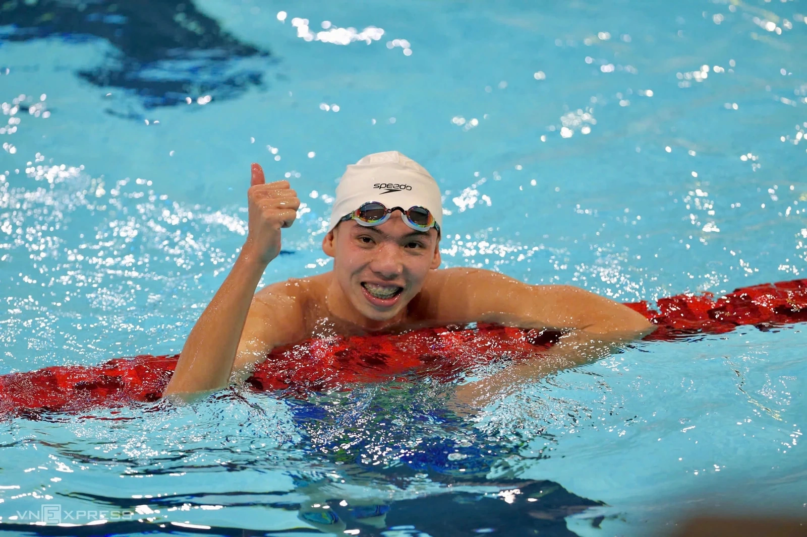 SEA Games 33 ngày 12/12: Chàng trai vàng Nguyễn Huy Hoàng lên ngôi, đoàn Việt Nam thắng lớn