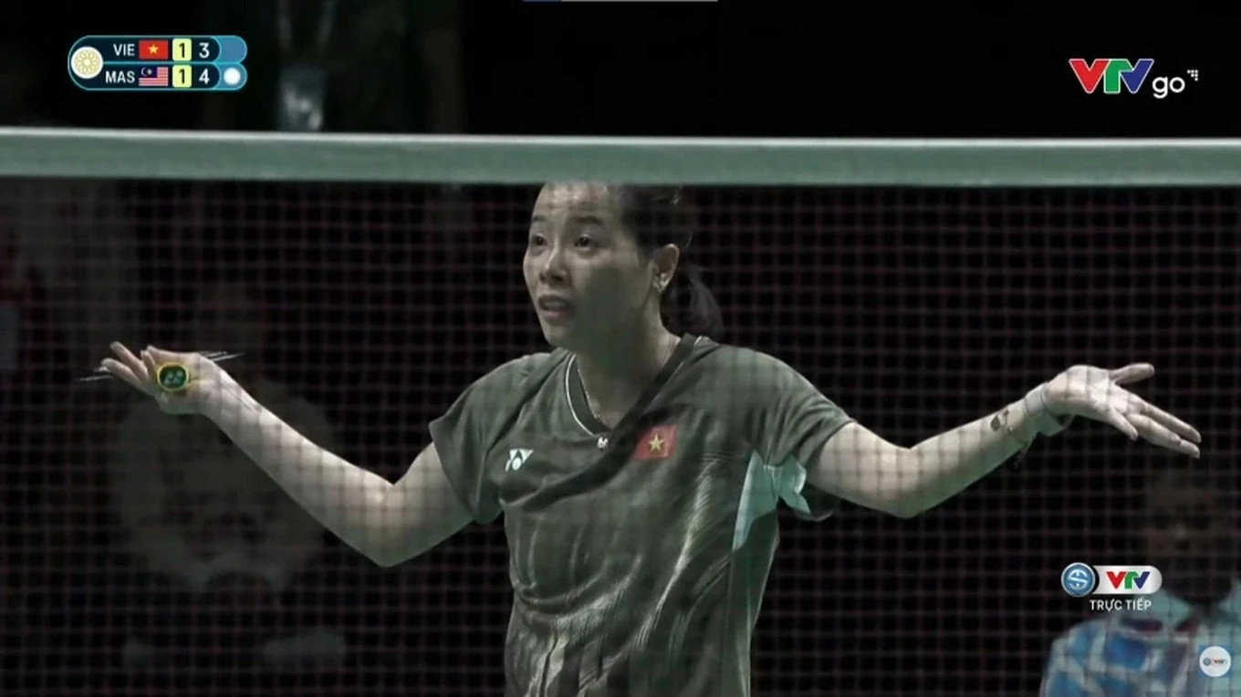 U22 Việt Nam chịu áp lực “buộc phải thắng” Malaysia; Real Madrid nhận 2 thẻ đỏ và bị Barca bỏ xa 4 điểm