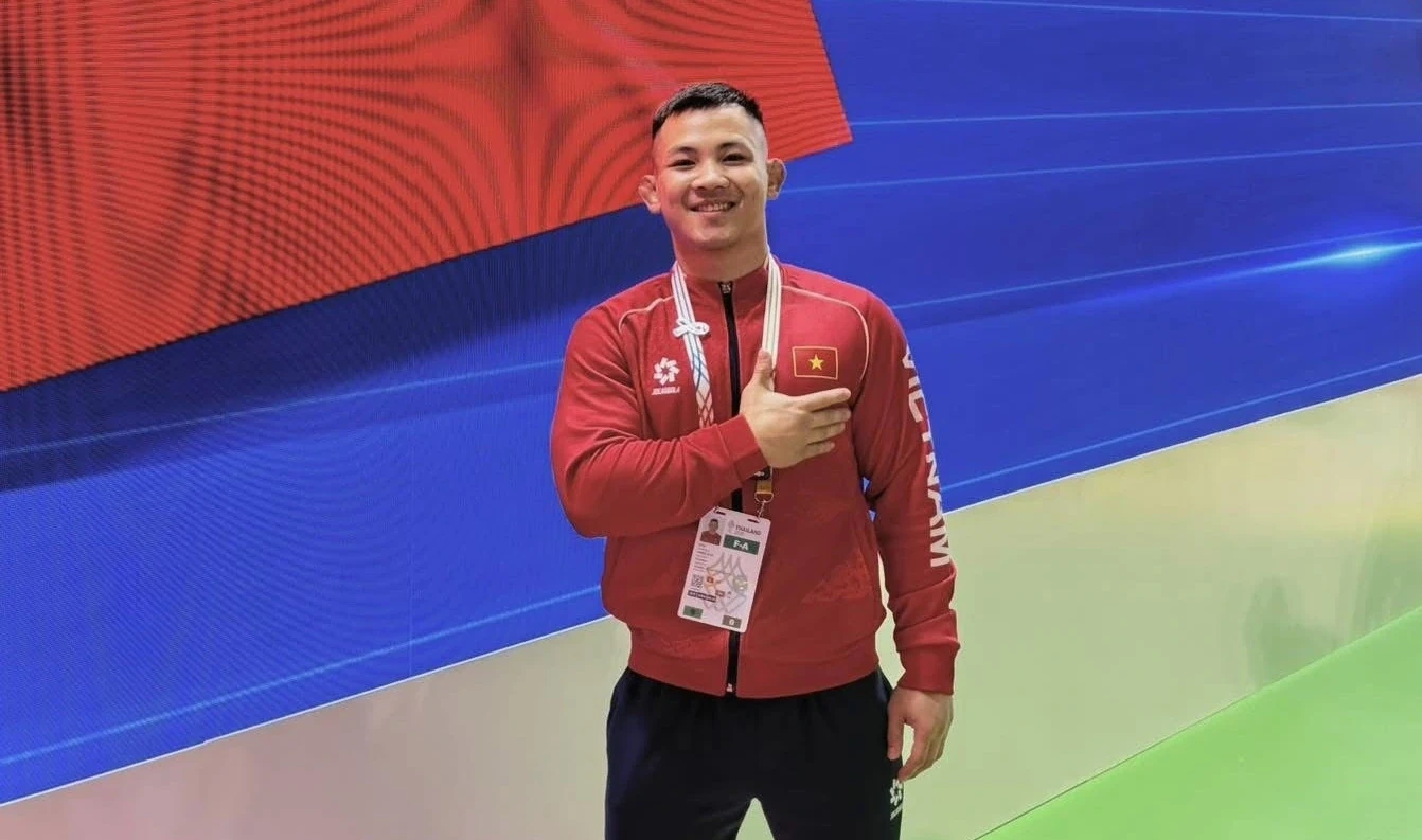 Việt Nam sẽ phản hồi chính thức về sai sót tại Lễ Khai mạc SEA Games 33; U22 Việt Nam sở hữu đội hình đắt giá nhất