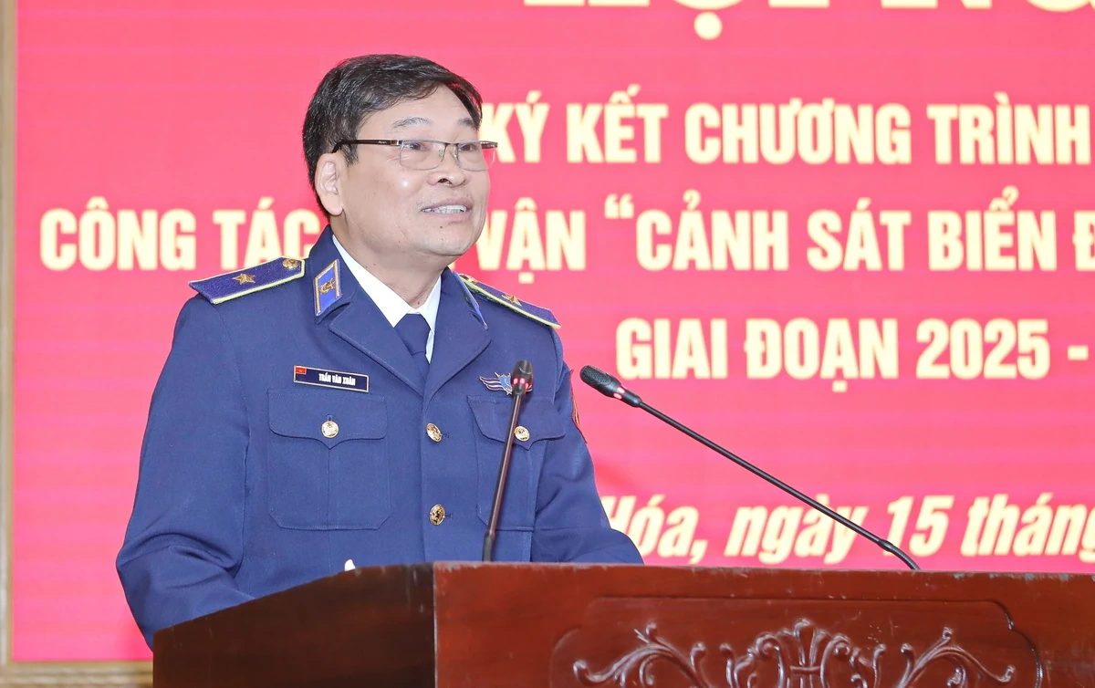 Ban Thường vụ Tỉnh ủy Thanh Hóa và Ban Thường vụ Đảng ủy Cảnh sát biển Việt Nam ký kết phối hợp trong công tác dân vận