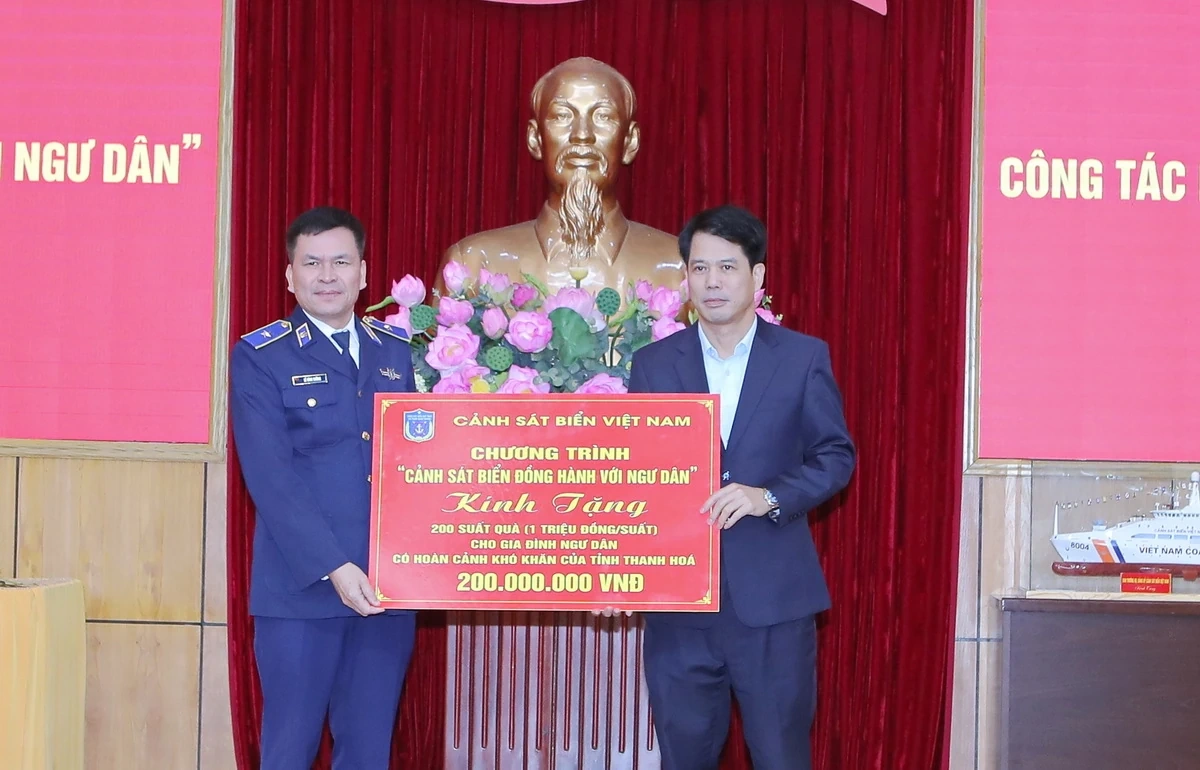 Ban Thường vụ Tỉnh ủy Thanh Hóa và Ban Thường vụ Đảng ủy Cảnh sát biển Việt Nam ký kết phối hợp trong công tác dân vận