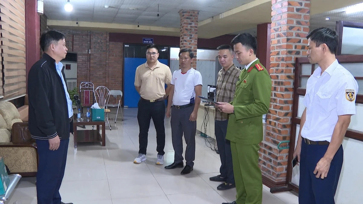 Khởi tố, bắt tạm giam 7 đối tượng tại Cảng vụ Hàng hải Thanh Hóa