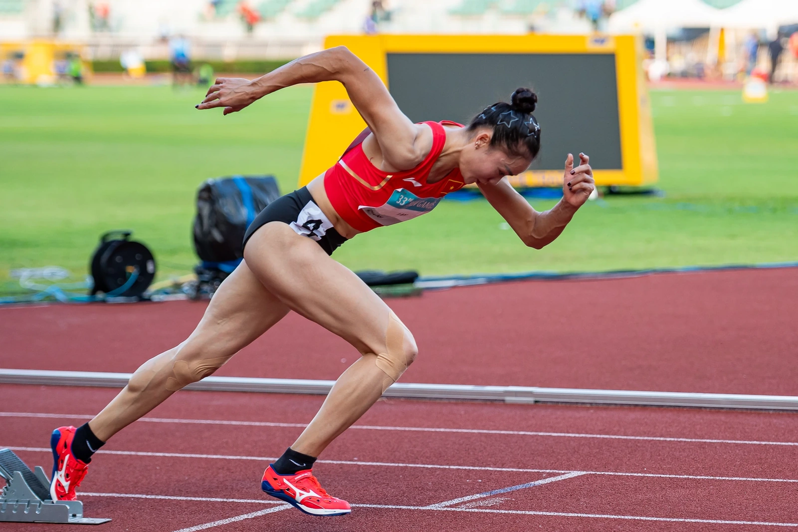 Quách Thị Lan: Nụ cười chiến thắng và ngày trở lại cảm xúc ở đấu trường SEA Games