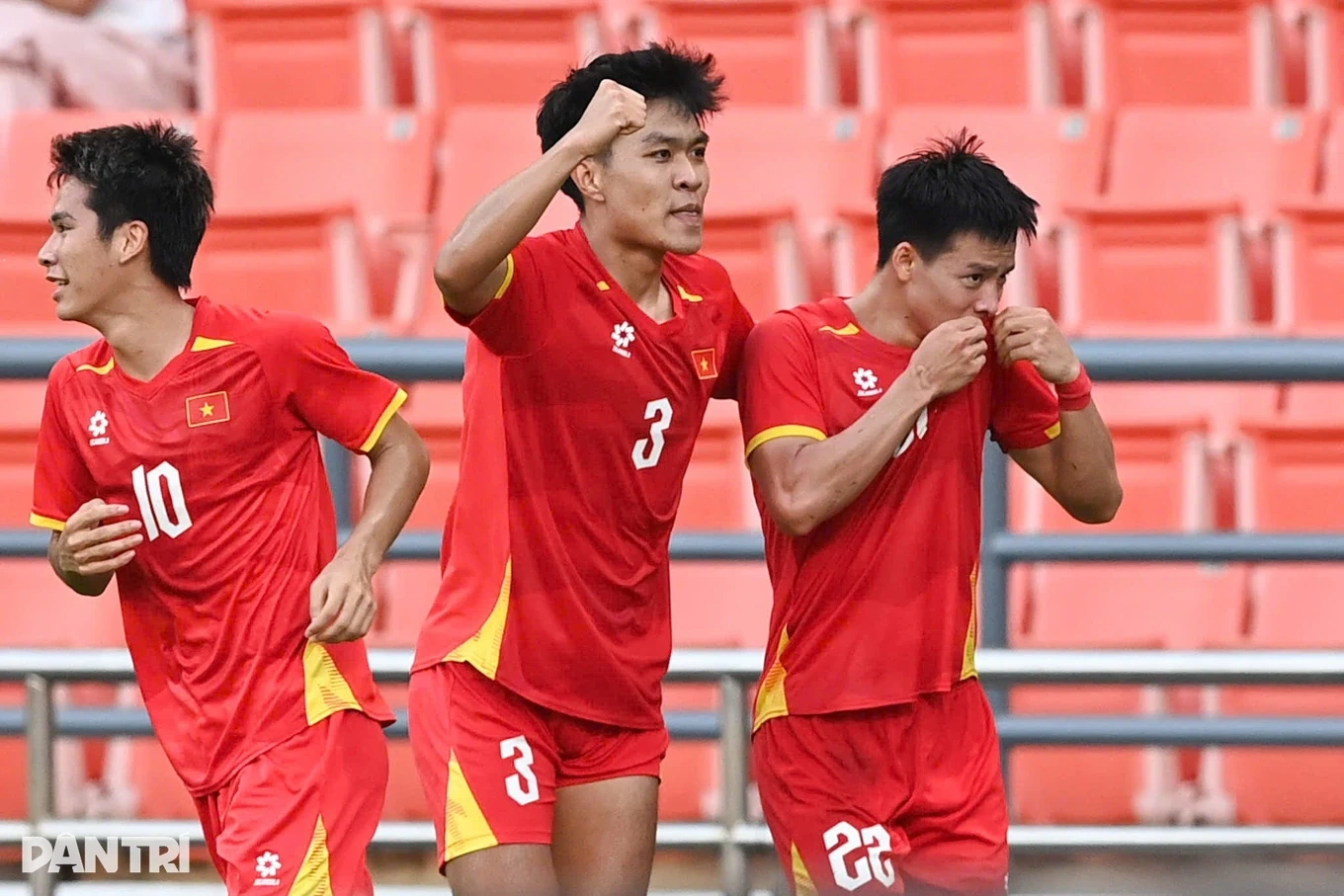 SEA Games 33 ngày 18/12: Việt Nam chạm mốc 70 HCV, Futsal nữ tiến gần ngôi hậu