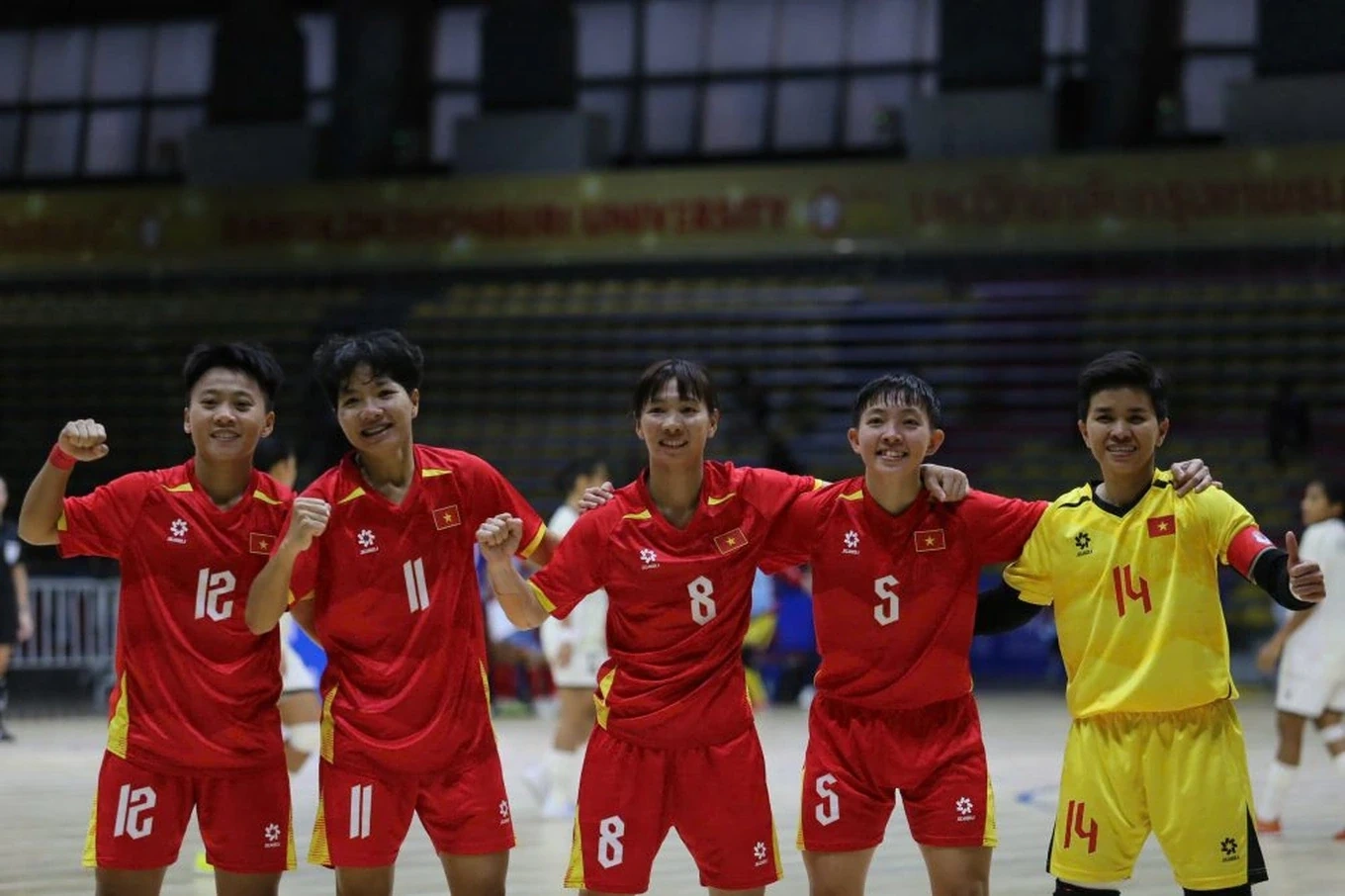 SEA Games 33 ngày 18/12: Việt Nam đại thắng Thái Lan giành HCV bóng đá nam, Futsal nữ và Cầu mây tạo cột mốc lịch sử