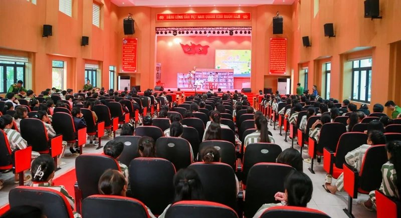 Cảm nhận về sách - Hội thi ý nghĩa cho phạm nhân