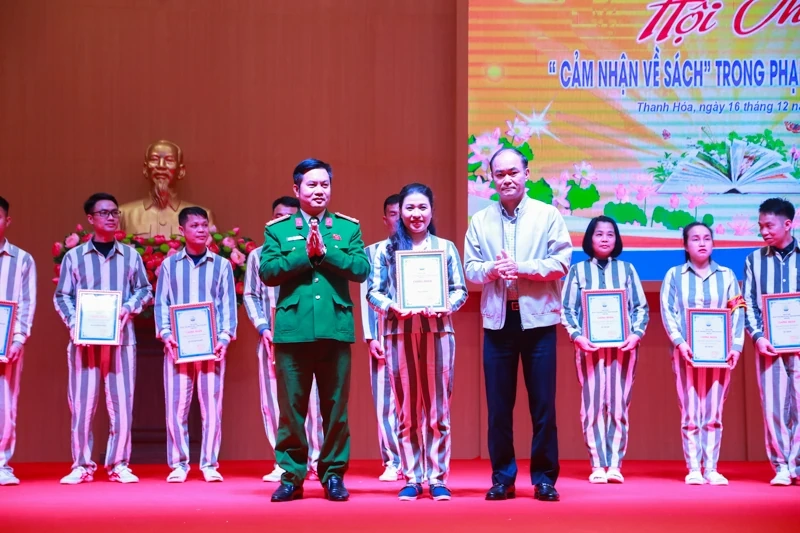 Cảm nhận về sách - Hội thi ý nghĩa cho phạm nhân