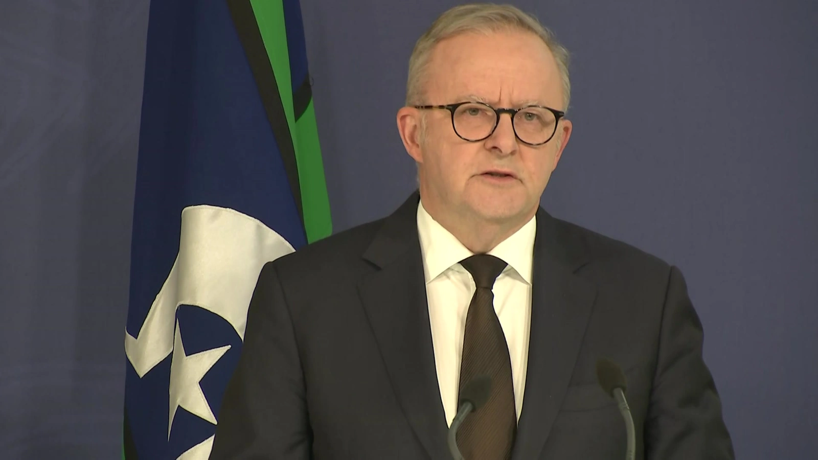 Australia điều tra nghi vấn khủng bố vụ xả súng tại Bondi, siết luật kiểm soát súng đạn