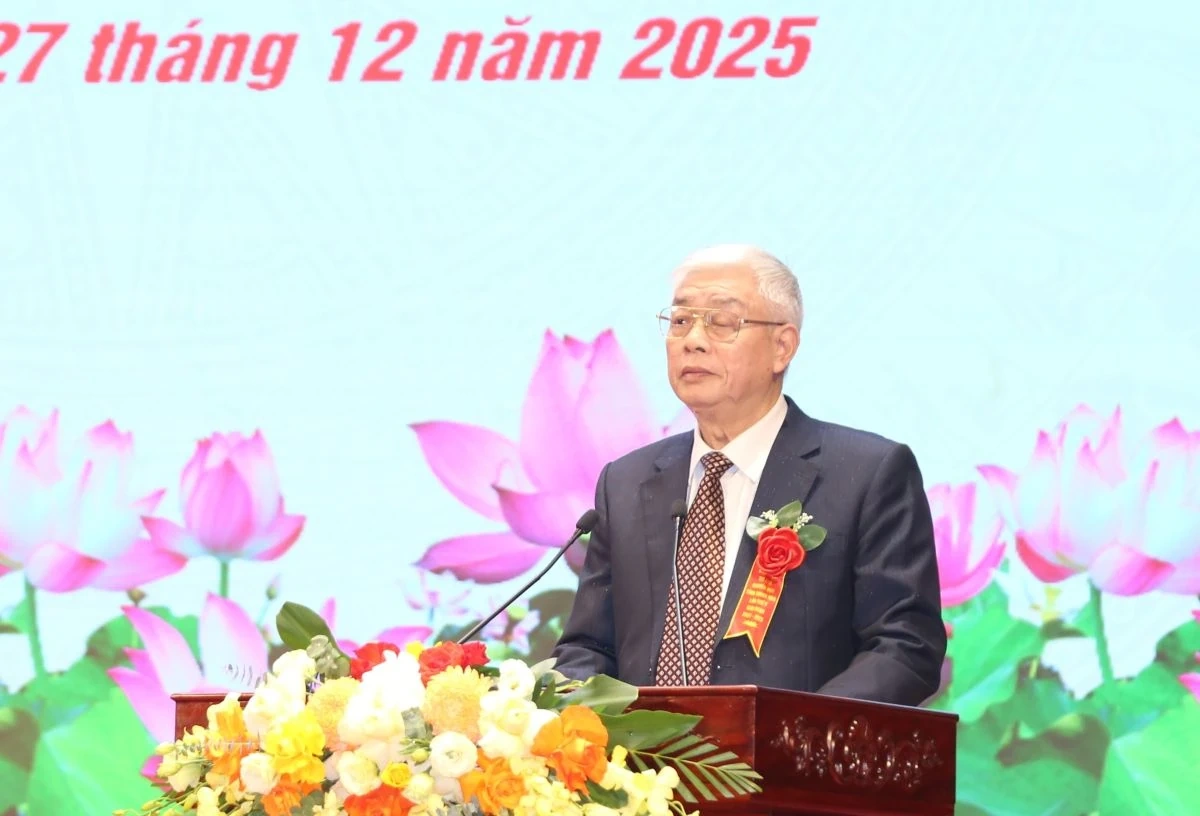 Đẩy mạnh phong trào thi đua khuyến học, khuyến tài, xây dựng xã hội học tập