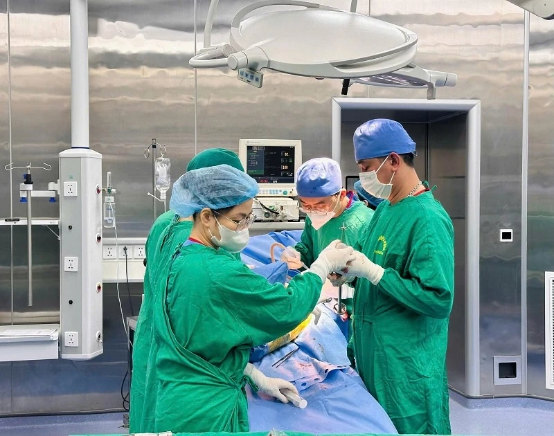 Nhiều cơ sở y tế tại Thanh Hóa duy trì khám bệnh thông thường xuyên suốt kỳ nghỉ