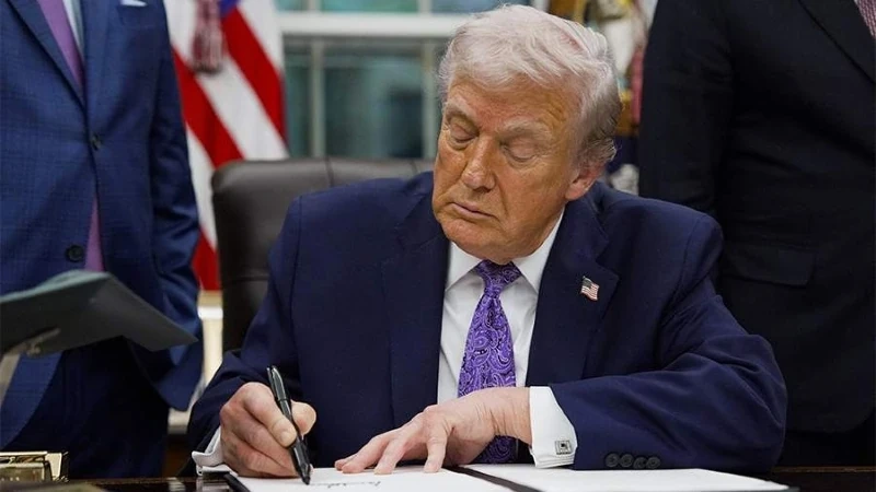 Tổng thống Mỹ Donald Trump chặn thương vụ mua bán chip vì lo ngại an ninh