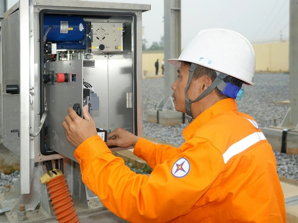 Công ty Điện lực Thanh Hóa: Vững vàng vượt khó, bảo đảm điện cho phát triển kinh tế - xã hội địa phương