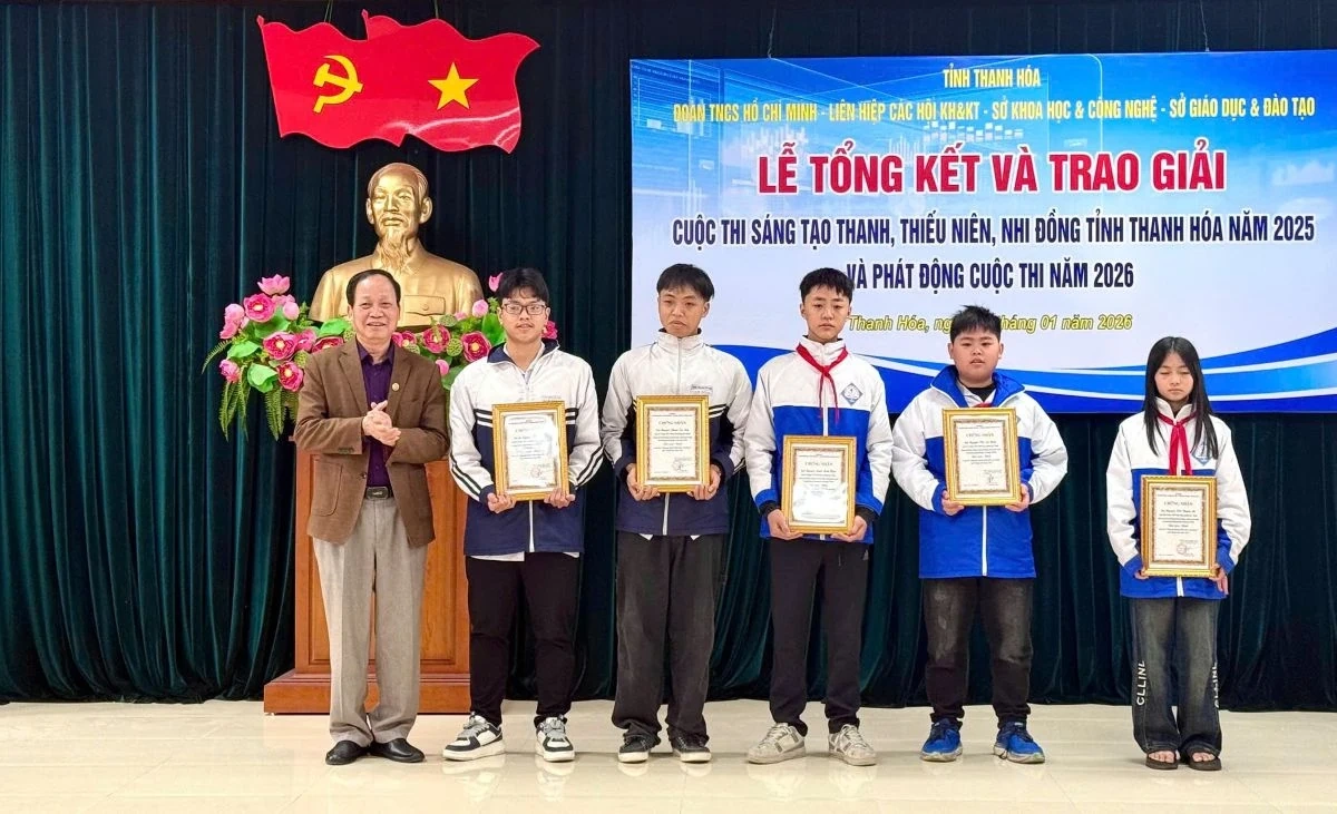 17 mô hình tiêu biểu được trao giải cuộc thi sáng tạo thanh thiếu niên, nhi đồng