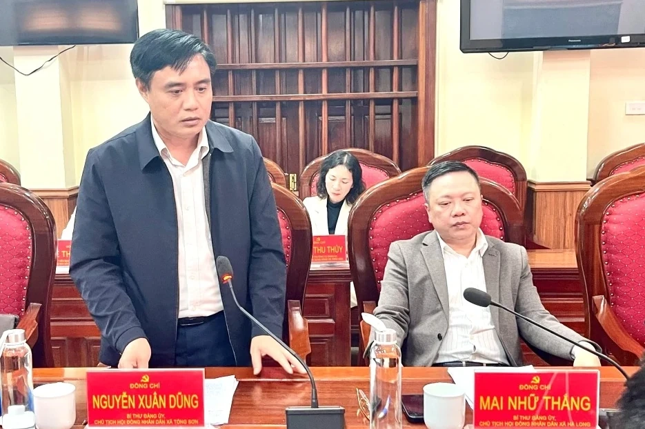 Phó Chủ tịch Thường trực HĐND tỉnh Lê Tiến Lam giám sát công tác bầu cử ĐBQH và HĐND các cấp