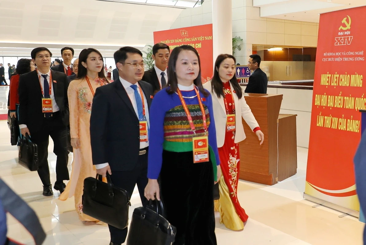 Đoàn đại biểu Đảng bộ tỉnh Thanh Hóa dự phiên bế mạc Đại hội XIV của Đảng