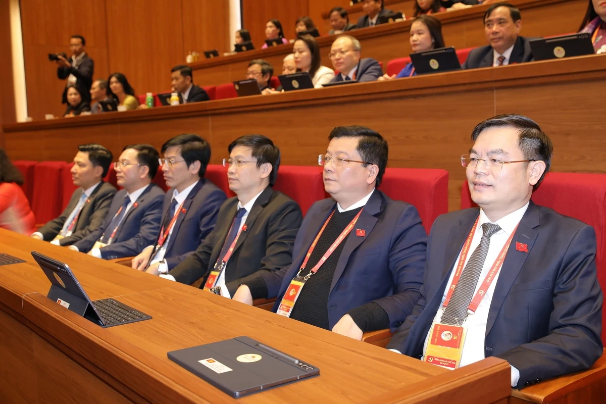 Đoàn đại biểu Đảng bộ tỉnh Thanh Hóa dự phiên bế mạc Đại hội XIV của Đảng