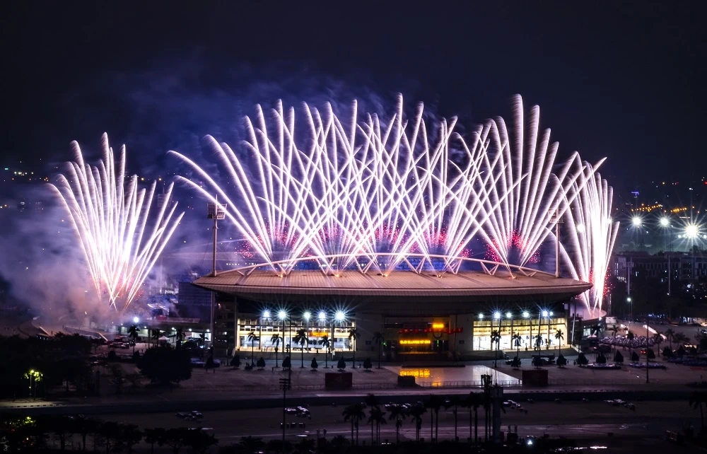 Sun Group đồng hành kiến tạo dấu ấn nghệ thuật “Dưới lá cờ vẻ vang của Đảng”