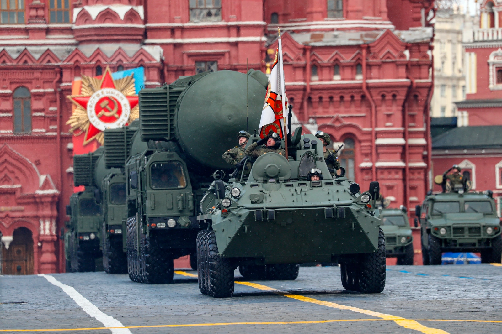 Nga tăng cường bộ ba hạt nhân với loạt vũ khí chiến lược thế hệ mới