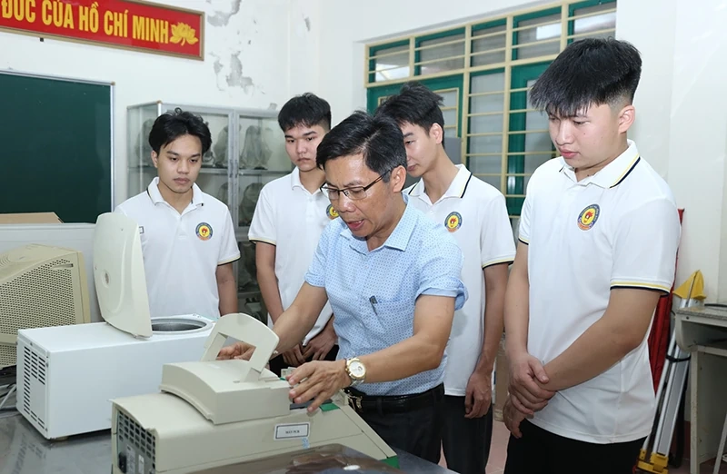 “Chìa khóa vàng” cho đột phá phát triển