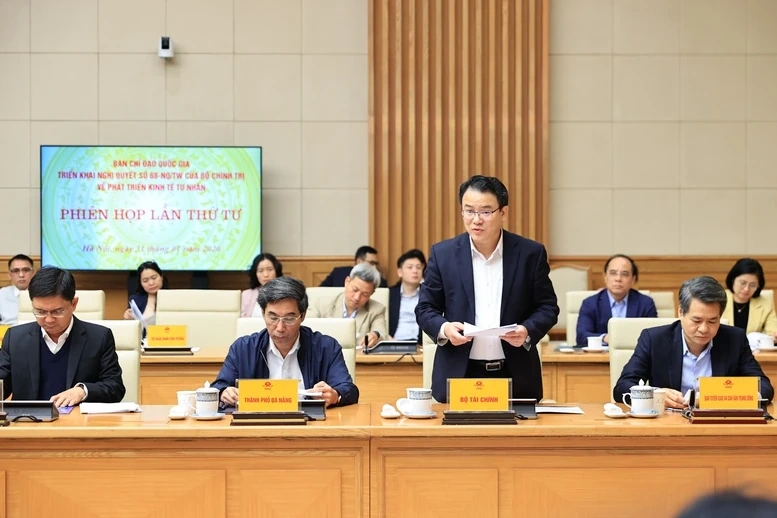 Thủ tướng: Xây dựng cơ chế giao việc lớn, việc khó, việc đột phá cho doanh nghiệp