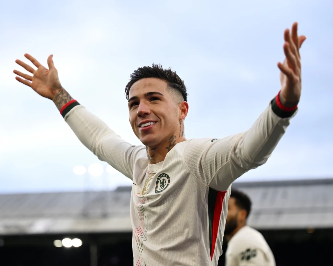 ĐT futsal Việt Nam sẵn sàng cho VCK châu Á 2026; Man Utd thắng ngược Arsenal